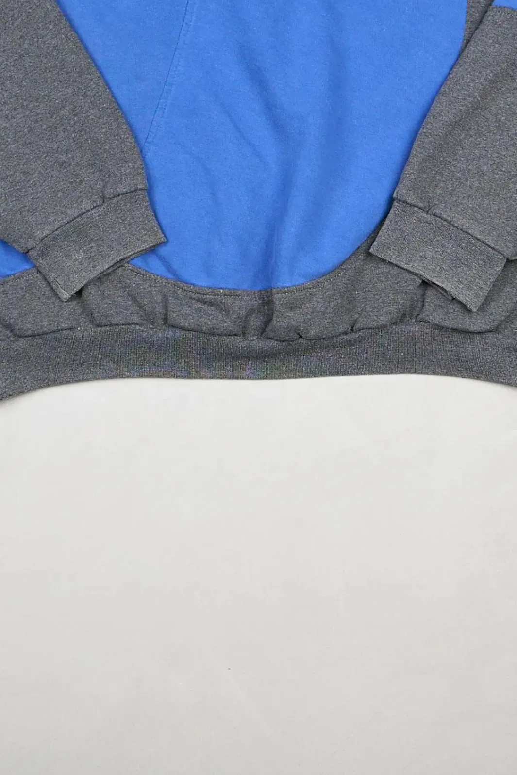 Adidas - Renewed Sweatshirt (XXL)