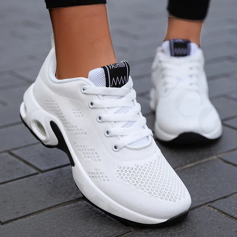 Dee - Sneakers
