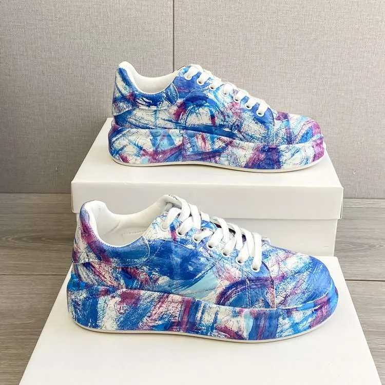 Graffiti Sneakers Casual Sneakers