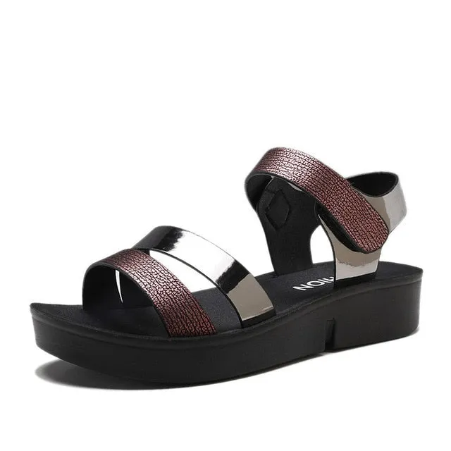 High Quality Summer Women Sandals Comfortable Leather Flat Comfort Lady Shoes Golden Punk Sandalias