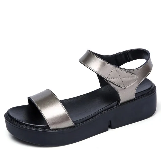 High Quality Summer Women Sandals Comfortable Leather Flat Comfort Lady Shoes Golden Punk Sandalias