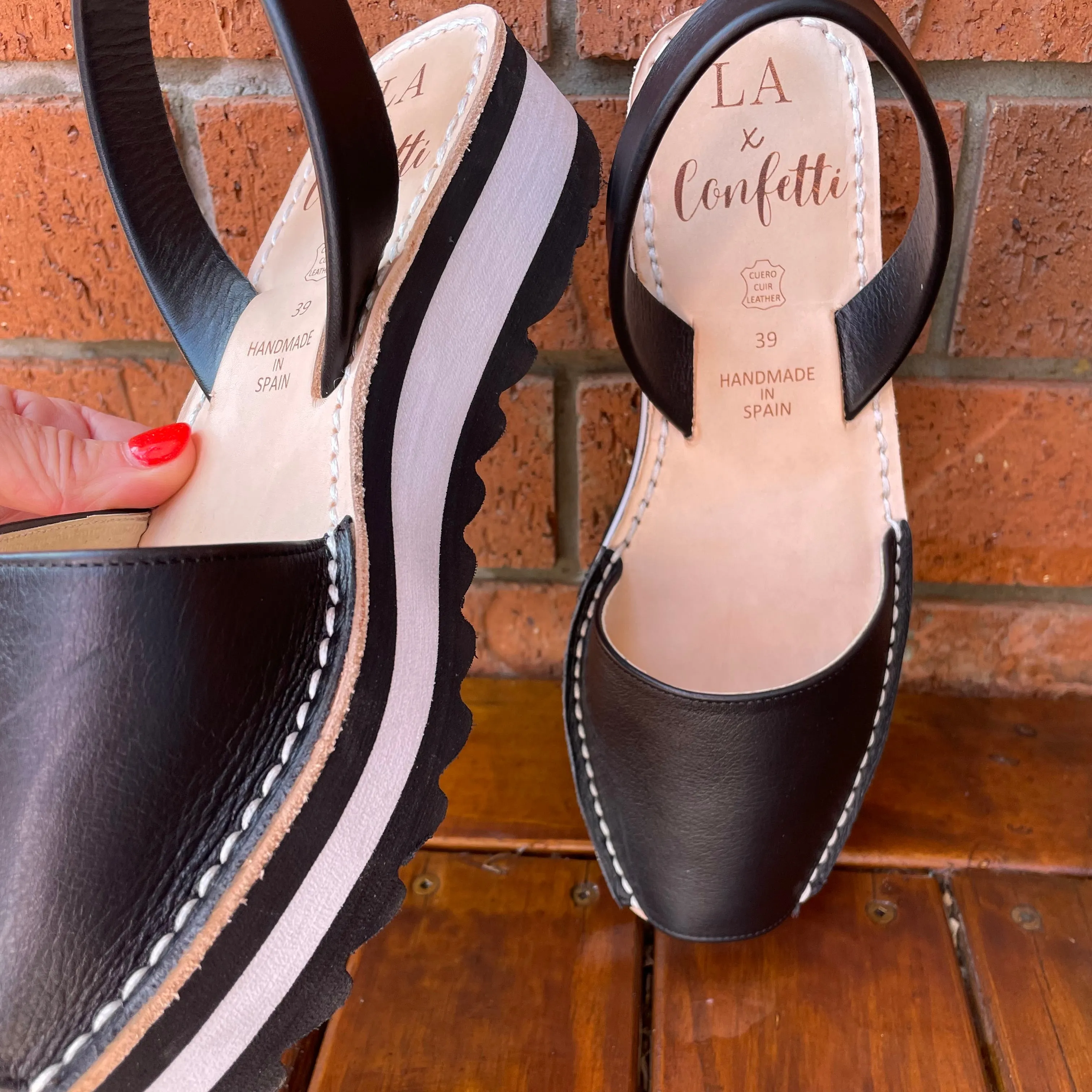 LA x Confetti Brooklyn Flatform Black