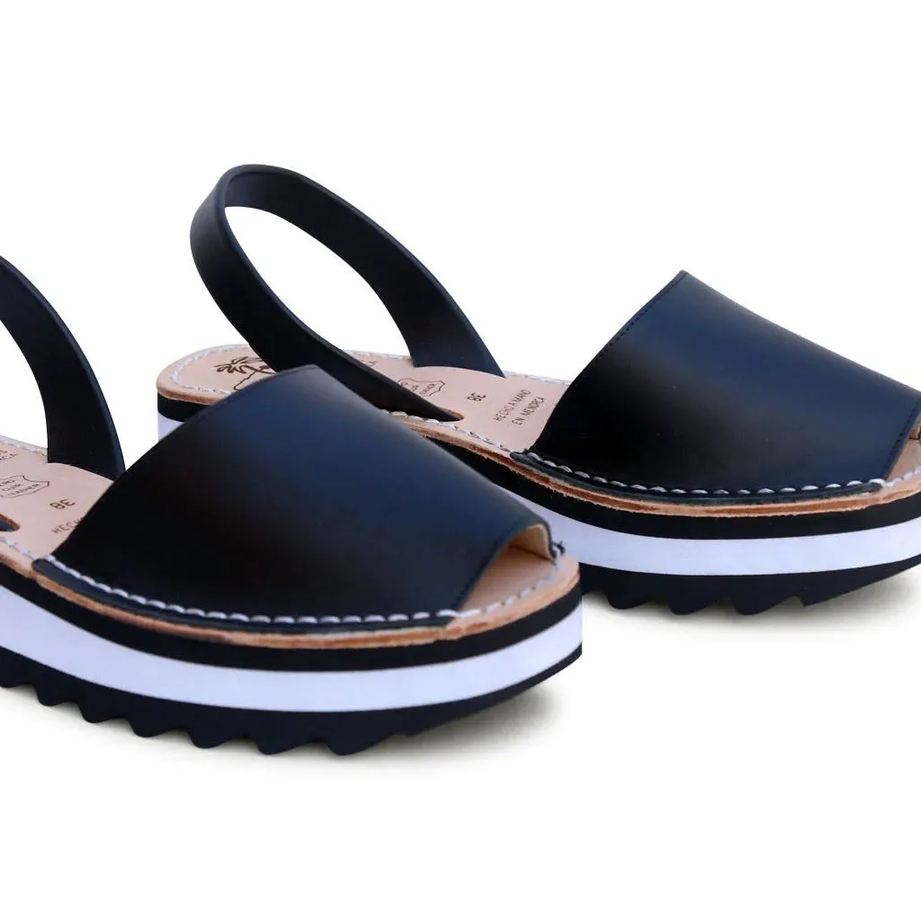 LA x Confetti Brooklyn Flatform Black
