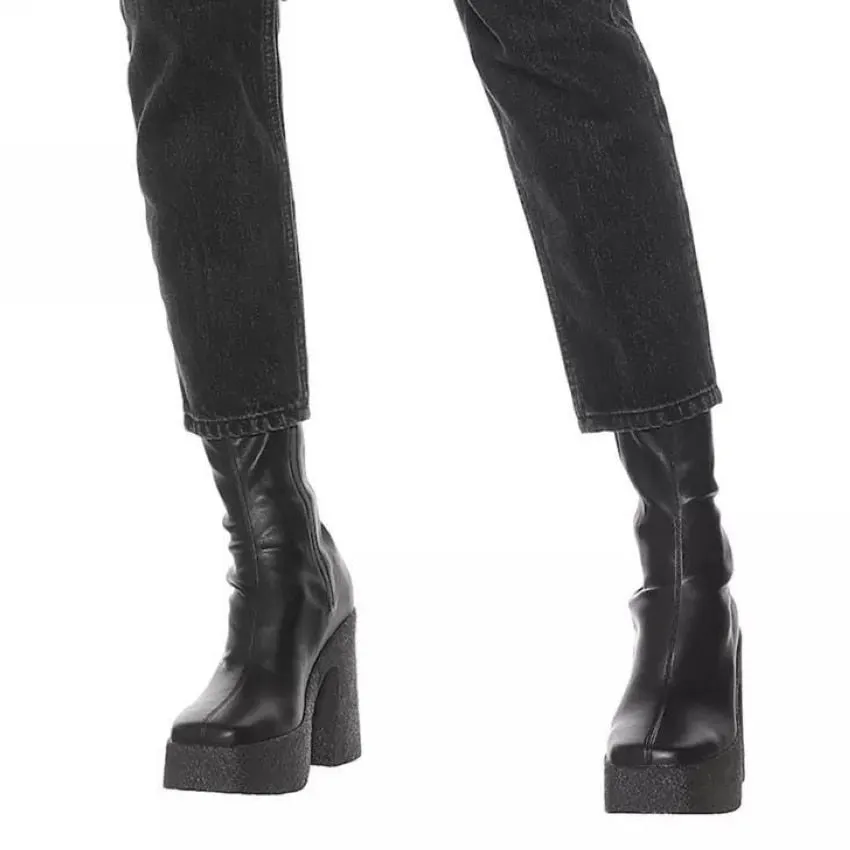 Mia Ankle Boots