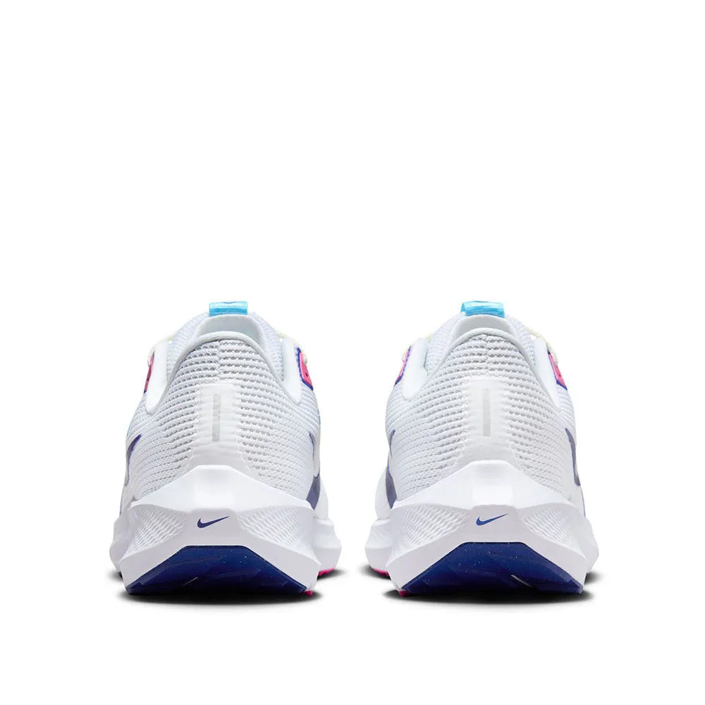 Nike Men's Pegasus 40 Road Running Shoes