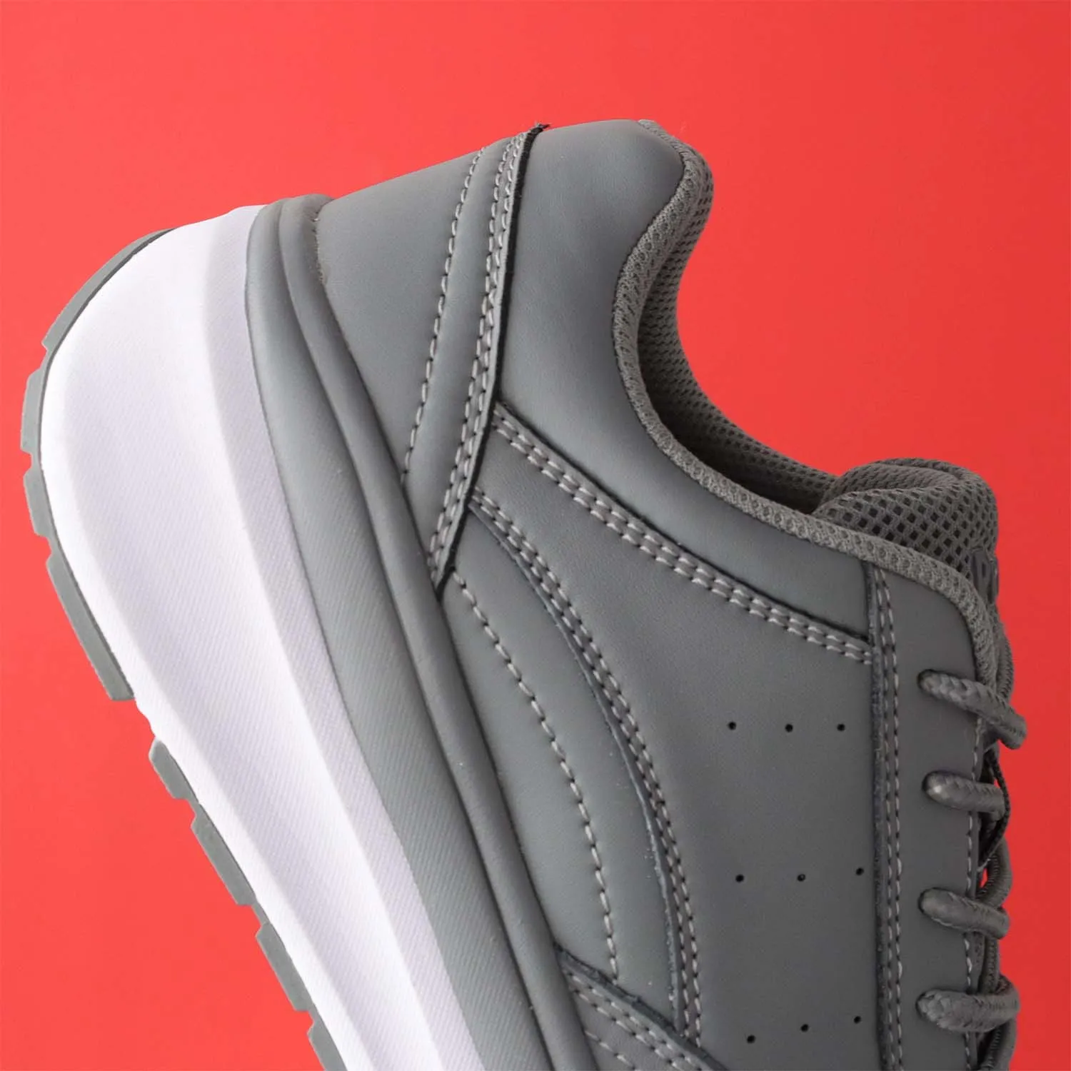 Propet Women's Ultima Athletic Shoes