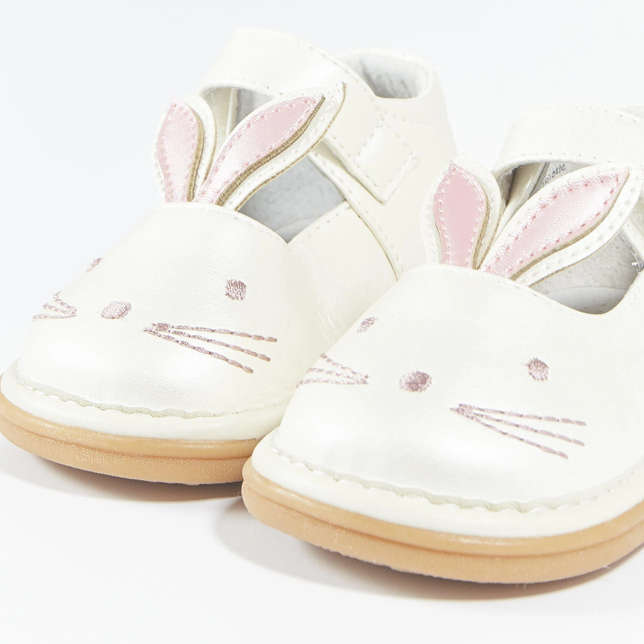 RETIRED - Wee Squeak Bunny Pearl Shoes