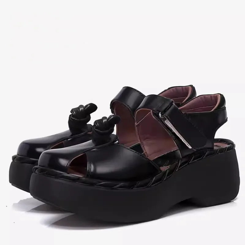 Retro Leather Ankle Strappy Sandals Handmade Closed Toe in Black